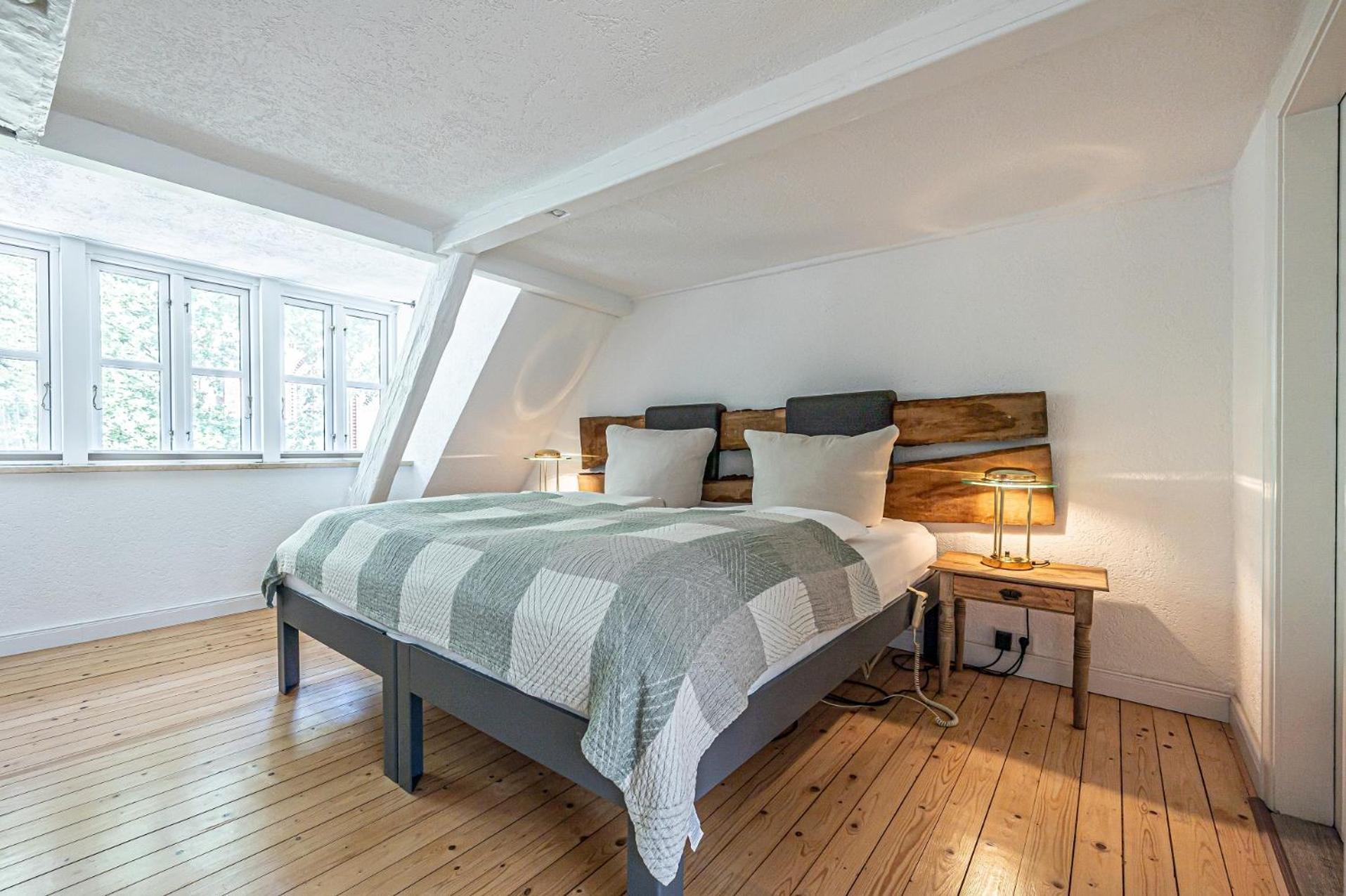 Apartment Fewo1846 - Dampfer Alexandra Ii - Urige Mit Zwei Schlafzimmern Am Nordermarkt Im Stadtzentrum