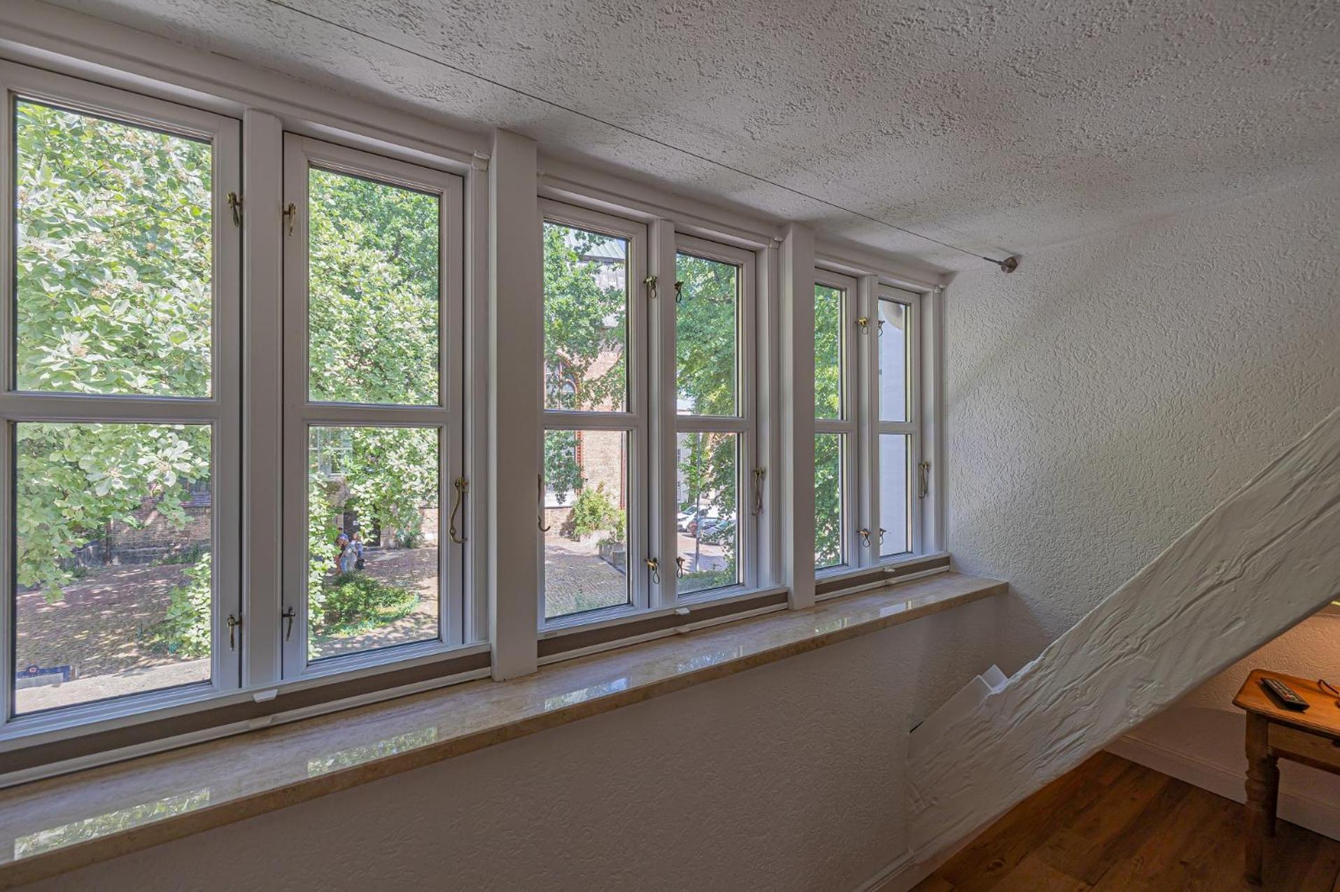 Apartment Fewo1846 - Dampfer Alexandra Ii - Urige Mit Zwei Schlafzimmern Am Nordermarkt Im Stadtzentrum *